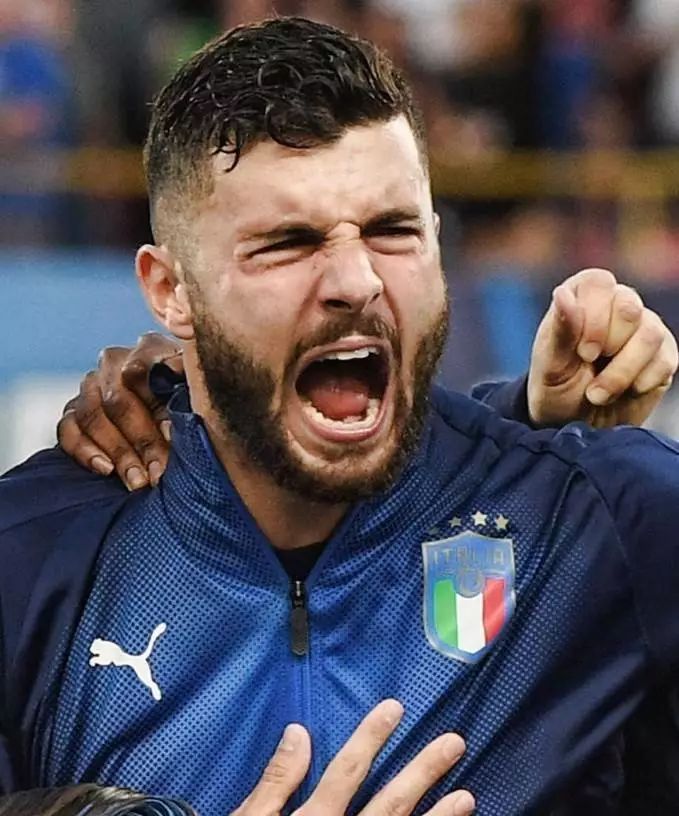 我们也不应 我们也不应