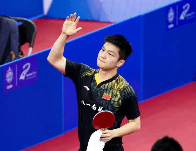 太阳报：谢什科女友的兄弟也是球员，曾上过真人秀《爱情岛》