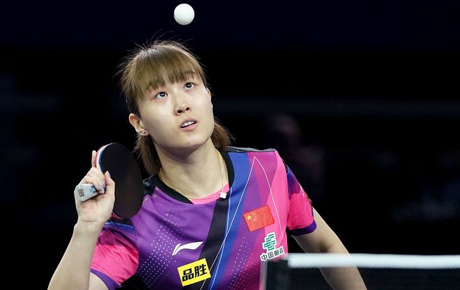 借助年轻阵 借助年轻阵